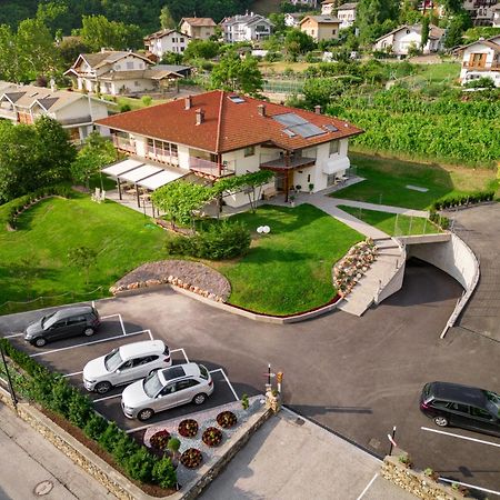 Garni Tuttotondo Hotel Levico Terme Bagian luar foto