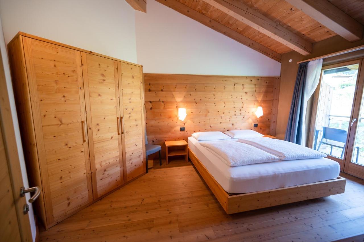 Garni Tuttotondo Hotel Levico Terme Ruang foto
