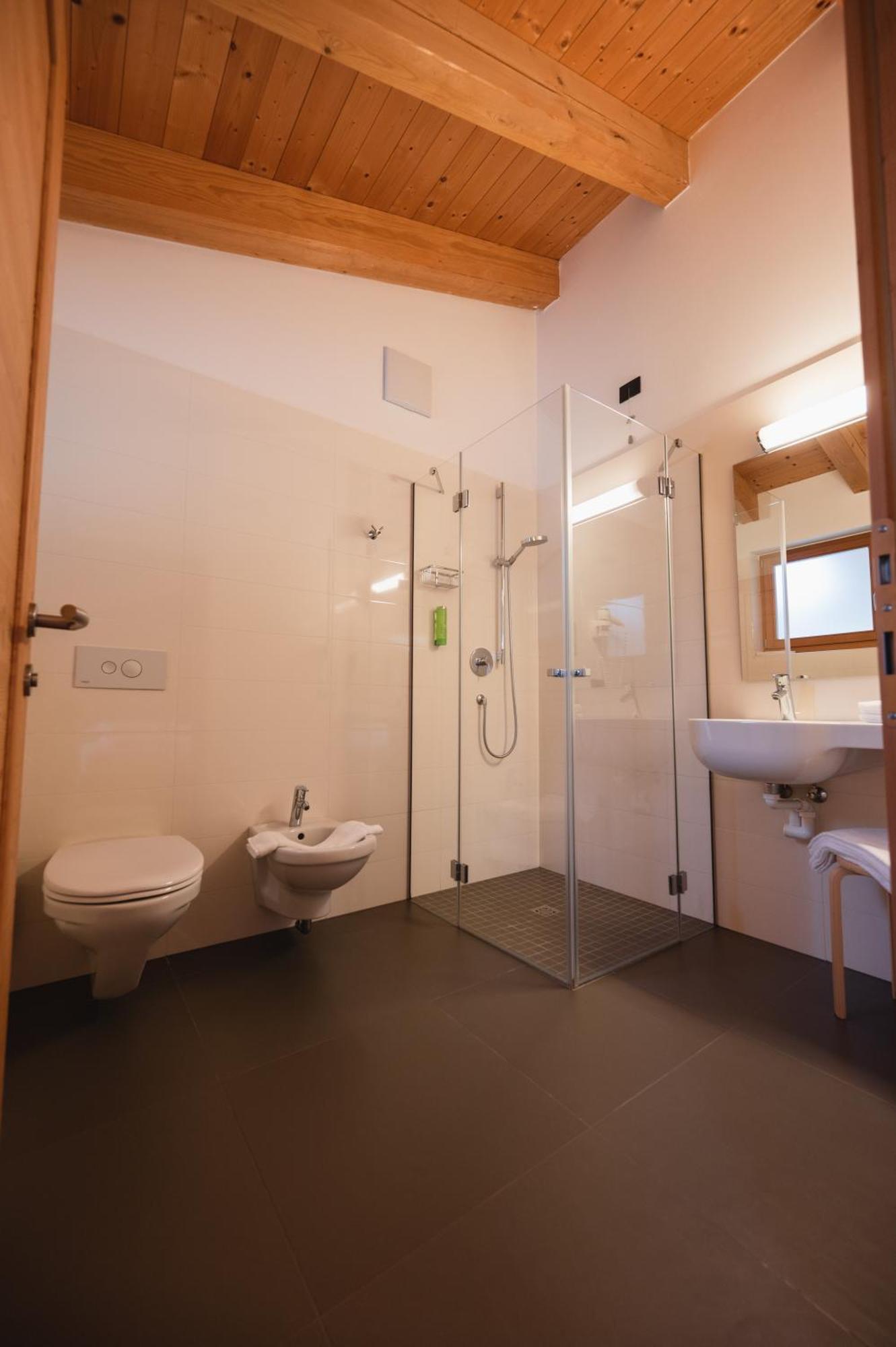 Garni Tuttotondo Hotel Levico Terme Ruang foto