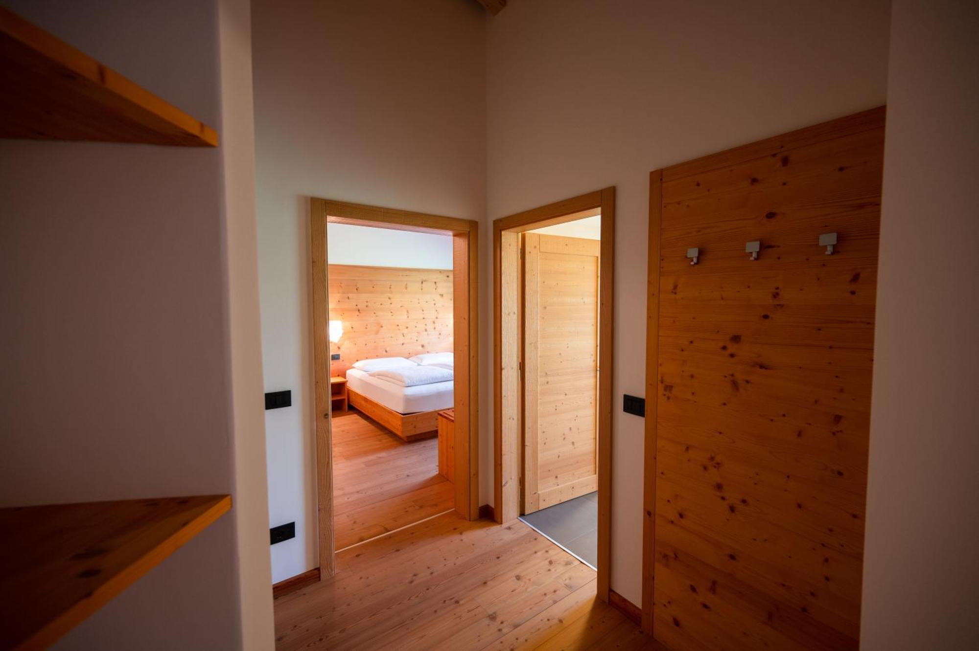 Garni Tuttotondo Hotel Levico Terme Ruang foto