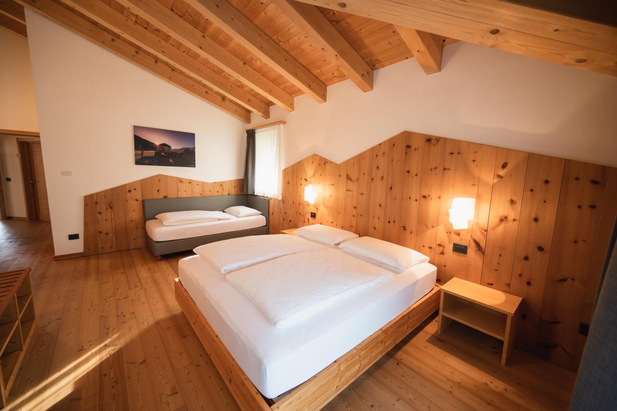 Garni Tuttotondo Hotel Levico Terme Ruang foto